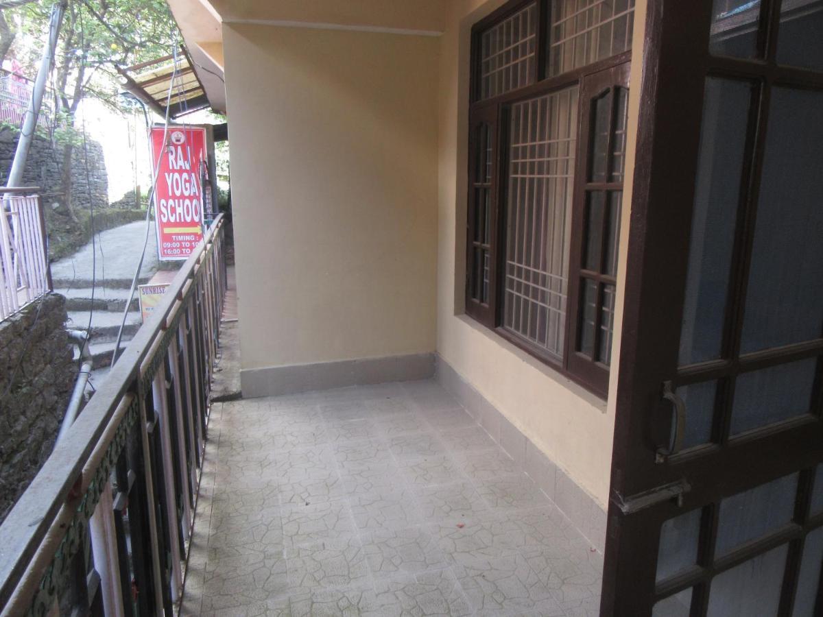 Singh Corner Hotel Dharamshala Bagian luar foto